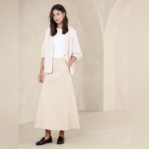 Banana Republic Factory Maxi A-Line Denim Skirt in Ecru - Size 10